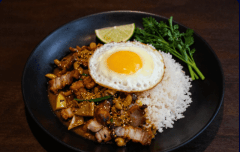 Curry Powder Stir-fry over Rice with Crispy Pork