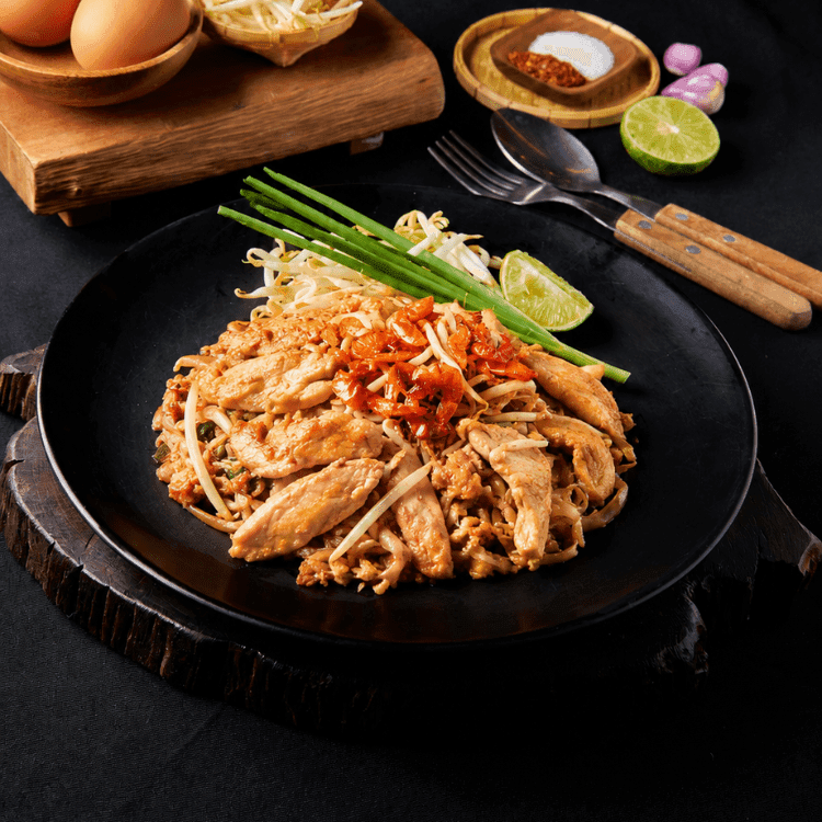 Pad Thai With Chicken (Chicken Pad Thai)