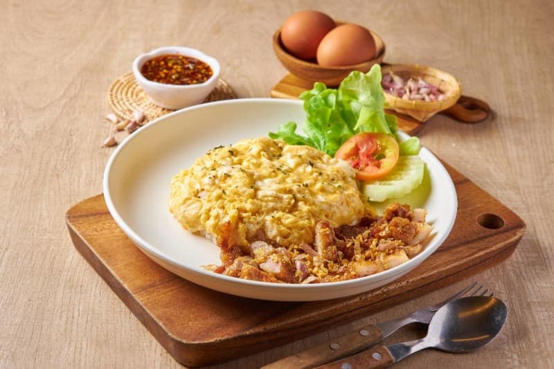 Creamy Omelette Rice